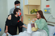 Nghệ sĩ Trà My tin tưởng trao sứ mệnh chăm sóc sức khỏe cho bệnh viện An Việt